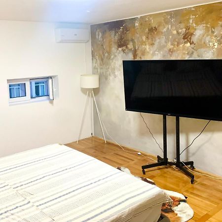 City Center Square Deluxe Nest Podgoriçe Dış mekan fotoğraf