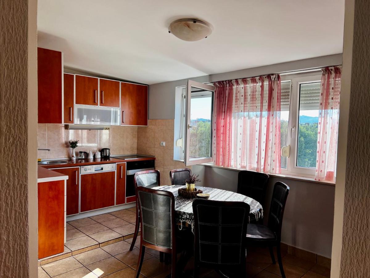 City Center Square Deluxe Nest Podgoriçe Dış mekan fotoğraf